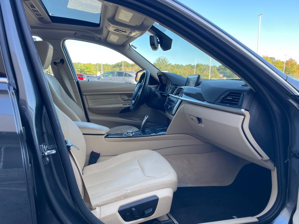 Used 2012 BMW 328i Sedan RWD image 20
