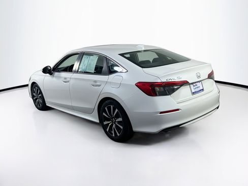 Used 2024 Honda Civic EX image 7