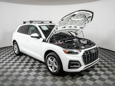 Used 2023 Audi Q5 2.0T Premium w/ Convenience Package image 34