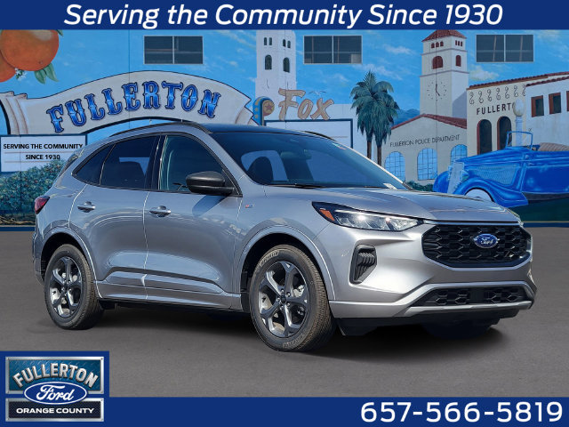 New 2024 Ford Escape ST-Line w/ Tech Pack #1 FWD image 1
