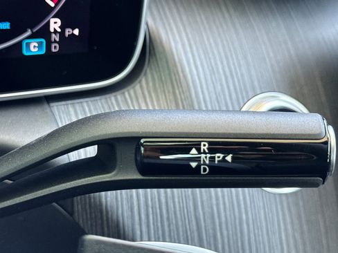 New 2025 Mercedes-Benz C 300 Sedan image 18