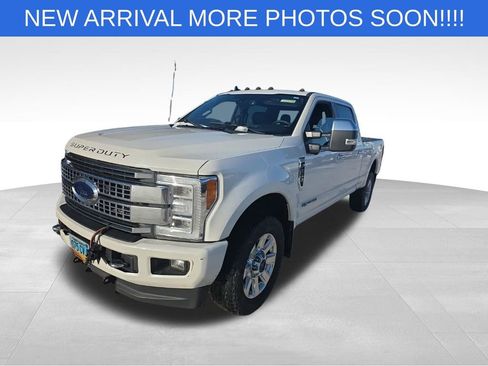 Used 2019 Ford F350 Platinum w/ Platinum Ultimate Package image 7