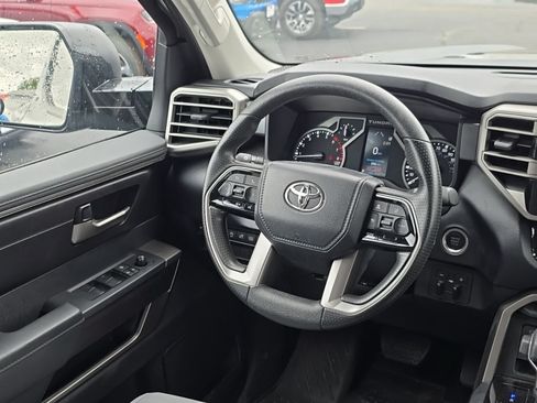 Used 2023 Toyota Tundra SR5 w/ SR5 Convenience Package AWD/4WD image 14