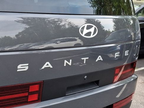 Used 2025 Hyundai Santa Fe SEL AWD/4WD image 29