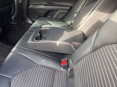 Used 2022 Toyota Camry SE image 24