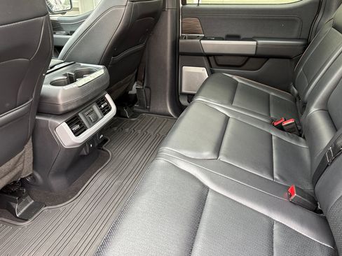 Used 2024 Ford F150 Lariat w/ Equipment Group 502A High AWD/4WD image 12