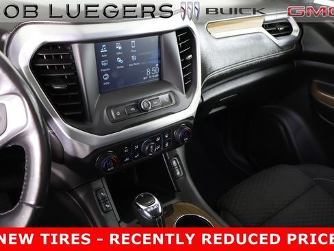 Certified 2019 GMC Acadia SLE FWD image 38