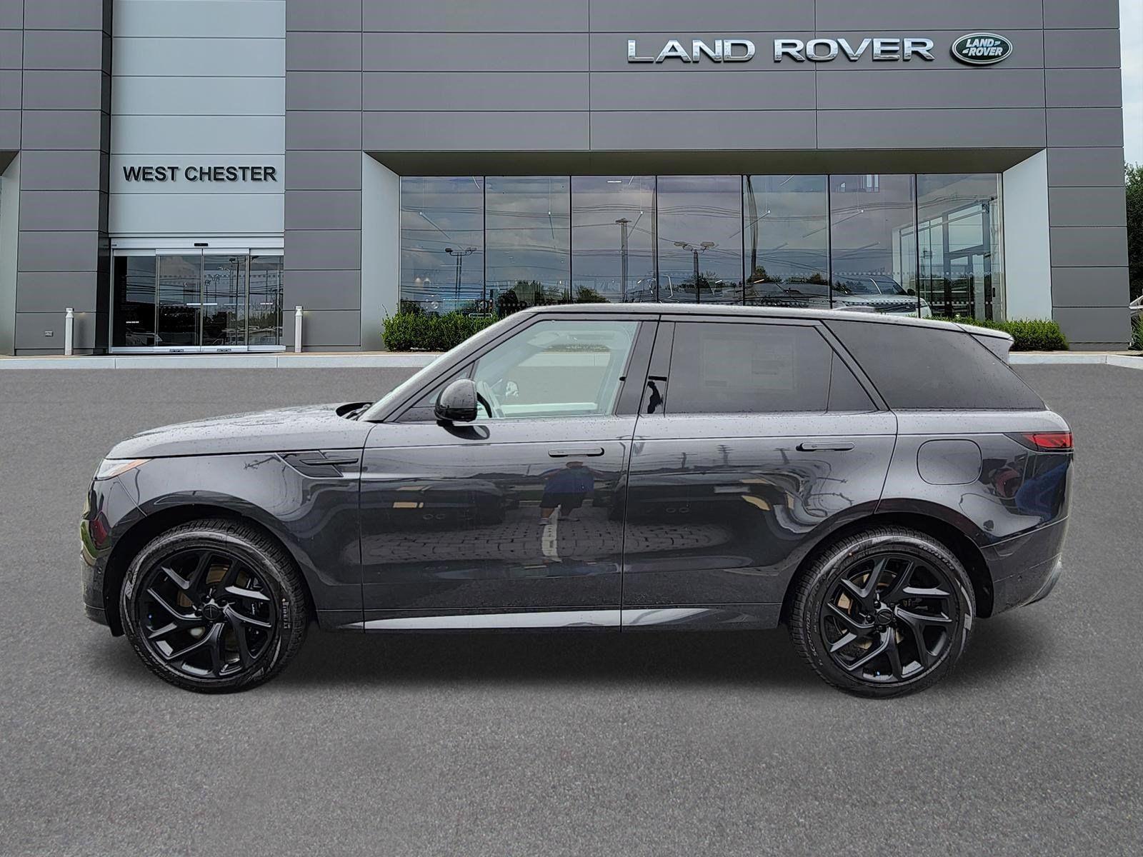 New 2027 Land Rover Range Rover Sport Battersea AWD/4WD image 5