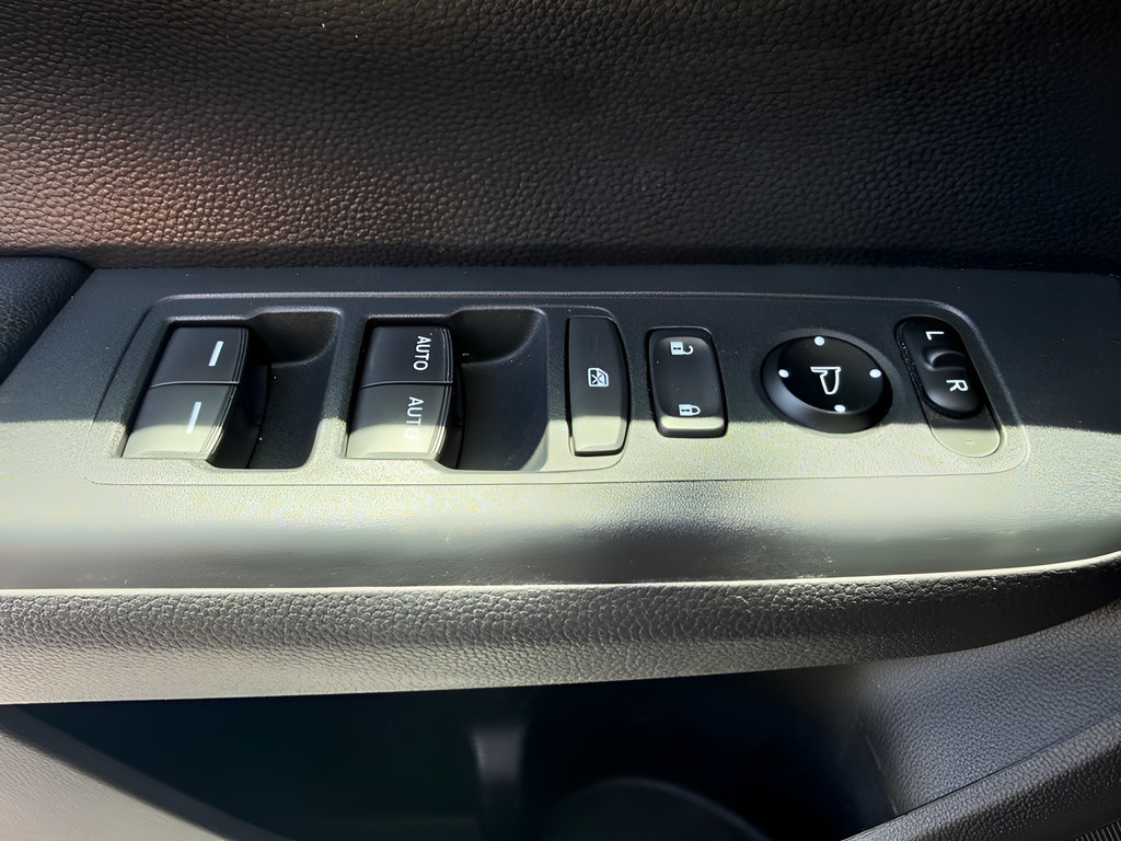 Used 2024 Honda CR-V Sport image 25