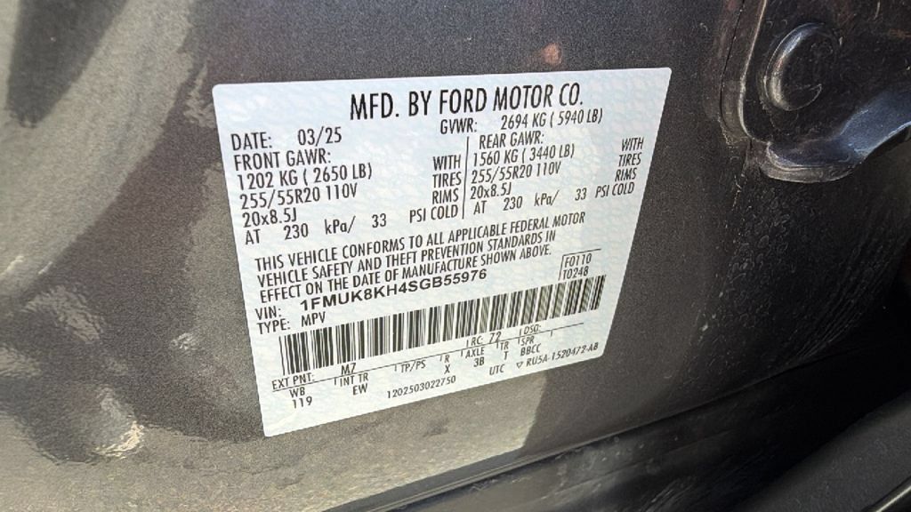 Used 2025 Ford Explorer ST-Line AWD/4WD image 30