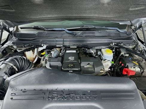 Used 2021 RAM 3500 Limited image 33