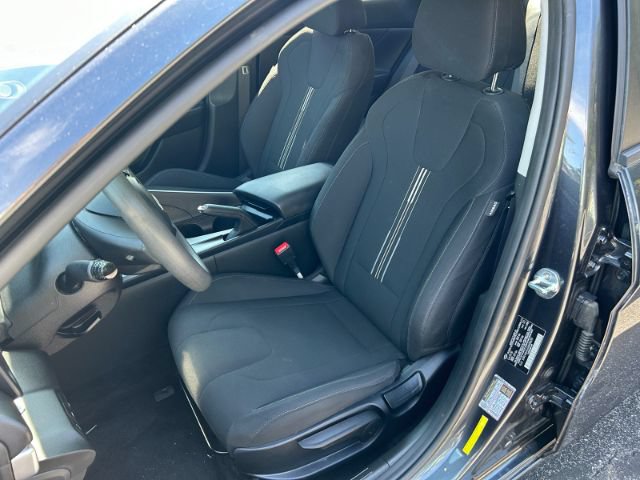 Used 2021 Hyundai Elantra SEL FWD image 9