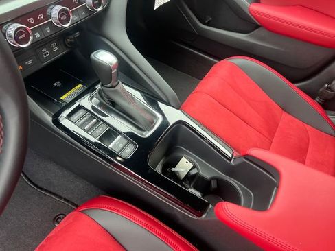 New 2025 Acura Integra A-Spec image 23