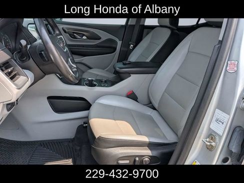 Used 2022 GMC Terrain SLT AWD/4WD image 15