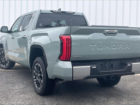 New 2026 Toyota Tundra Limited AWD/4WD image 3