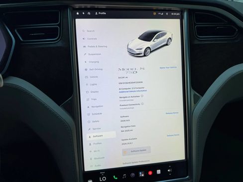 Used 2017 Tesla Model S 75D AWD/4WD image 37