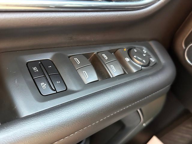 Used 2022 Chevrolet Tahoe LT AWD/4WD image 18