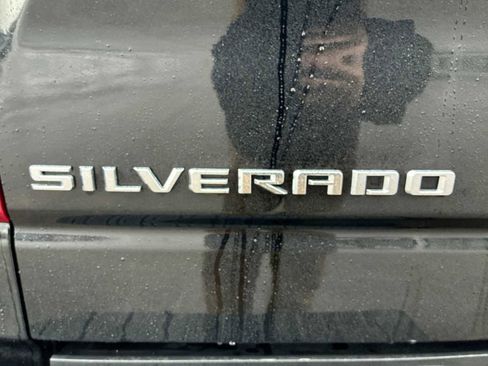 Certified 2022 Chevrolet Silverado 1500 High Country w/ Technology Package image 32