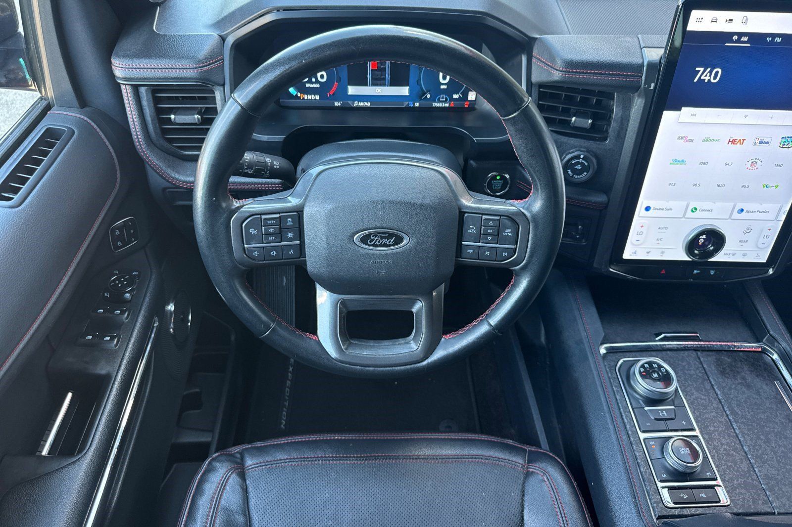Used 2023 Ford Expedition Limited AWD/4WD image 34