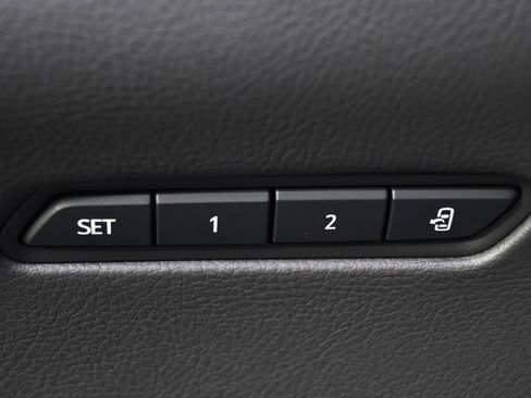 Certified 2023 Cadillac XT6 Luxury AWD/4WD image 25