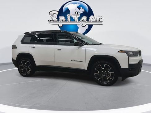 New 2026 Jeep Cherokee Overland image 8