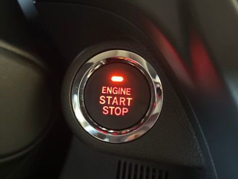 Used 2025 Subaru Forester Premium image 6