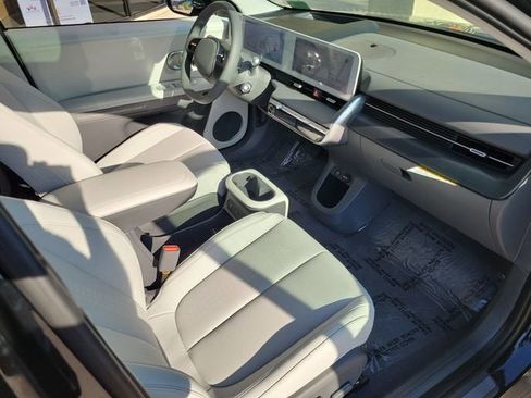 New 2024 Hyundai Ioniq 5 Limited image 18