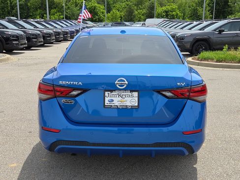 Used 2023 Nissan Sentra SV w/ All-Weather Package FWD image 4