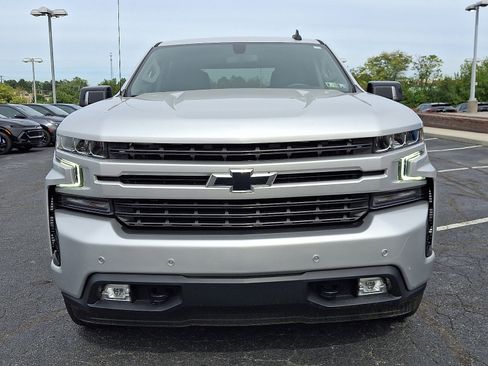 Used 2022 Chevrolet Silverado 1500 RST w/ LPO, Blackout Package image 2