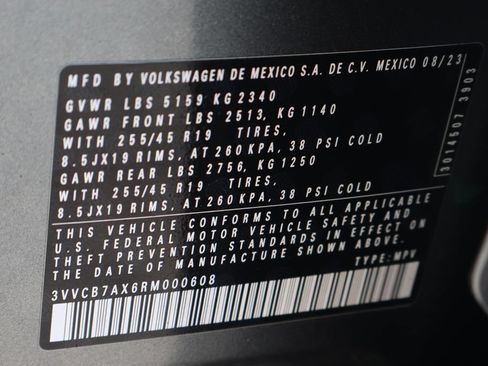 Used 2024 Volkswagen Tiguan SE R-Line FWD image 50