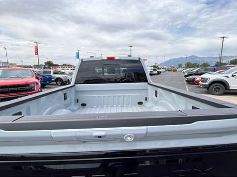 Used 2025 Ford F350 Platinum AWD/4WD image 21