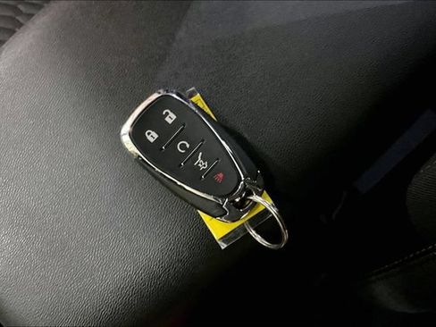 Used 2020 Chevrolet Equinox LT AWD/4WD image 29