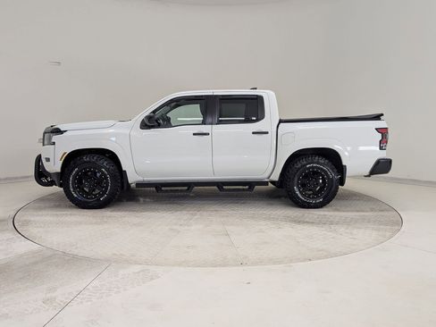 Used 2022 Nissan Frontier S w/ Technology Package image 2