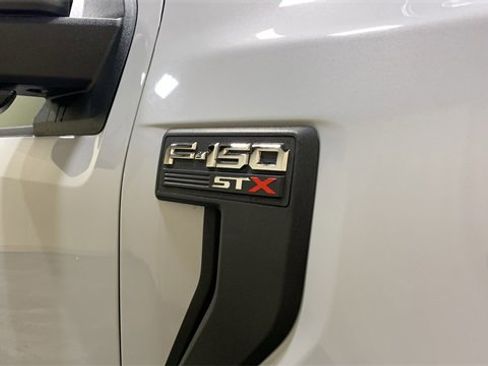 Used 2022 Ford F150 XL w/ STX Appearance Package image 10