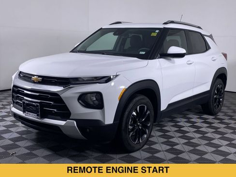 Certified 2023 Chevrolet TrailBlazer LT w/ Convenience Package FWD image 16