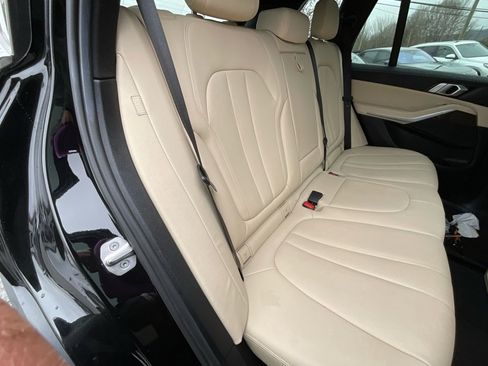 Used 2022 BMW X5 xDrive40i w/ Parking Assistance Package image 29