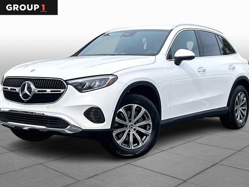 Certified 2025 Mercedes-Benz GLC 300 4MATIC image 1