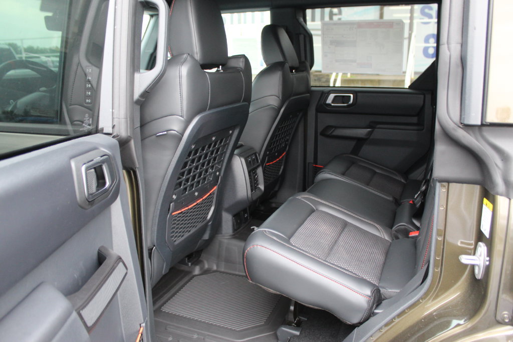 New 2026 Ford Bronco Raptor w/ Interior Carbon Fiber Pack AWD/4WD image 20