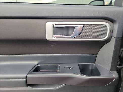 Certified 2020 Ford Explorer XLT w/ Comfort Package image 14