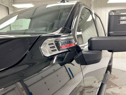 Used 2025 GMC Sierra 2500 SLT AWD/4WD image 26
