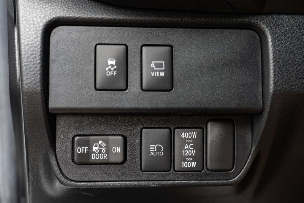 Used 2022 Toyota Tacoma TRD Pro AWD/4WD image 24