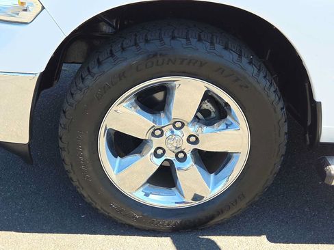 Used 2015 RAM 1500 Big Horn AWD/4WD image 16