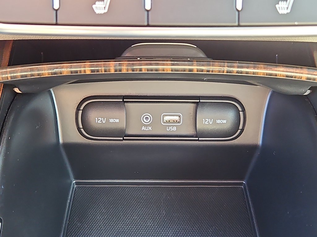 Used 2020 Kia Sorento EX AWD/4WD image 17