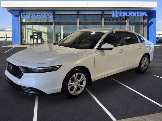 Certified 2025 Honda Accord LX image 4