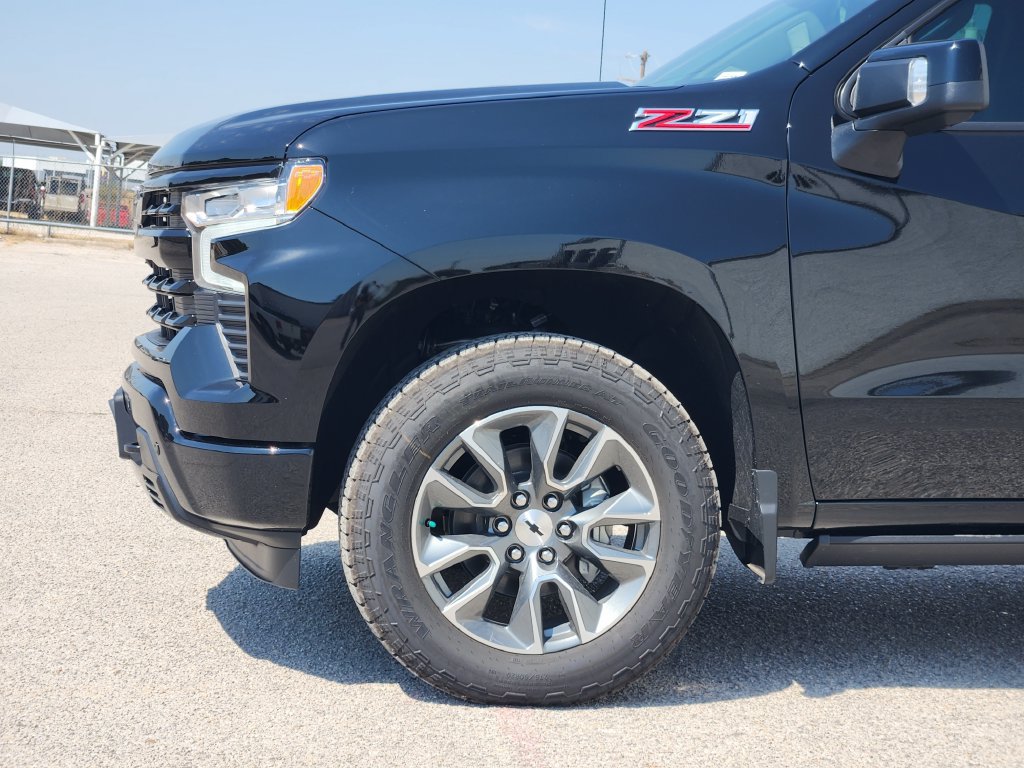 New 2026 Chevrolet Silverado 1500 RST AWD/4WD image 5