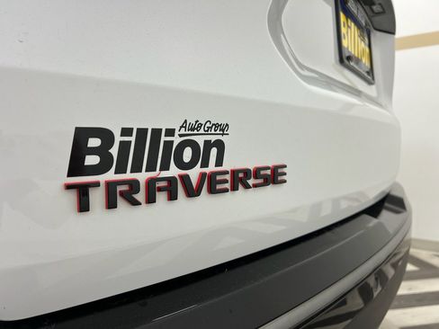 Used 2020 Chevrolet Traverse Premier w/ Redline Edition image 4