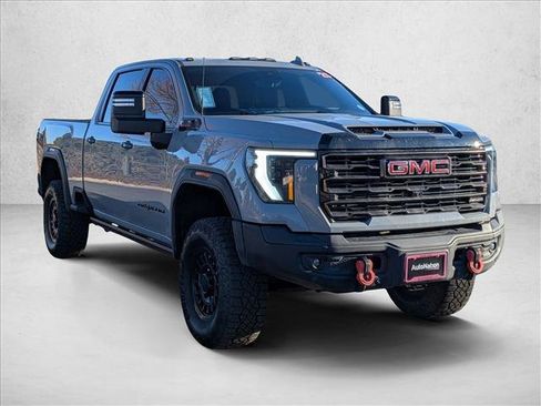 Used 2025 GMC Sierra 2500 AT4X w/ AT4X AEV Edition image 3