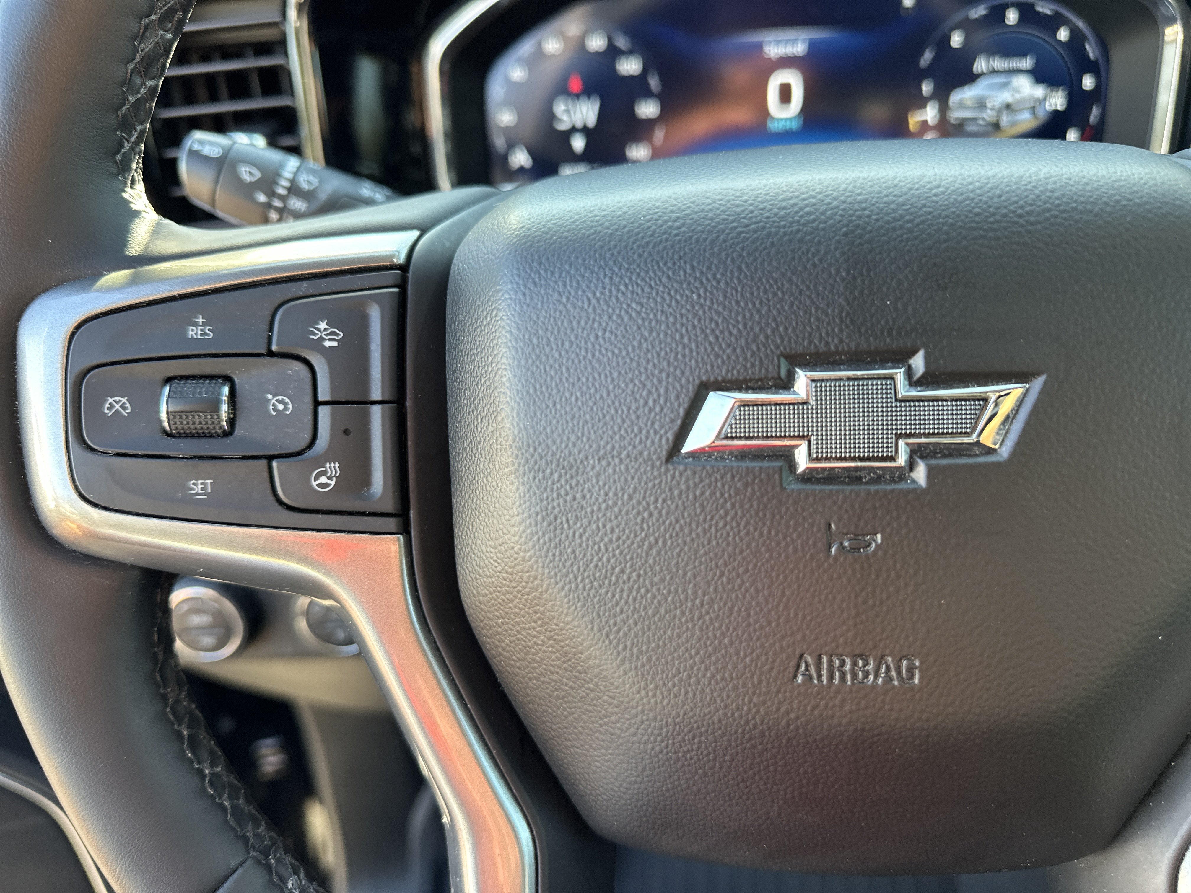 Used 2023 Chevrolet Silverado 1500 RST AWD/4WD image 25