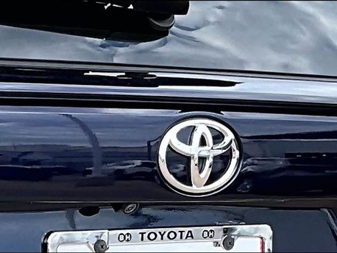 Used 2023 Toyota RAV4 XLE Premium FWD image 30