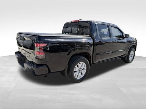 Used 2022 Nissan Frontier SV image 8